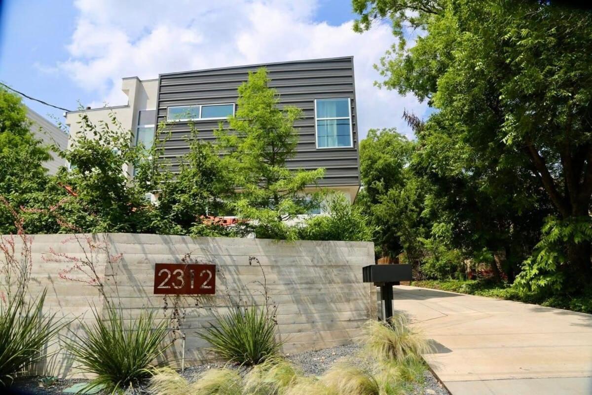 Stunning Modern Home W Pool & Hot Tub In Dt Austin Exterior foto